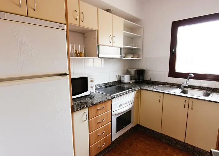 아파트 La Perla De Bahia Sol *